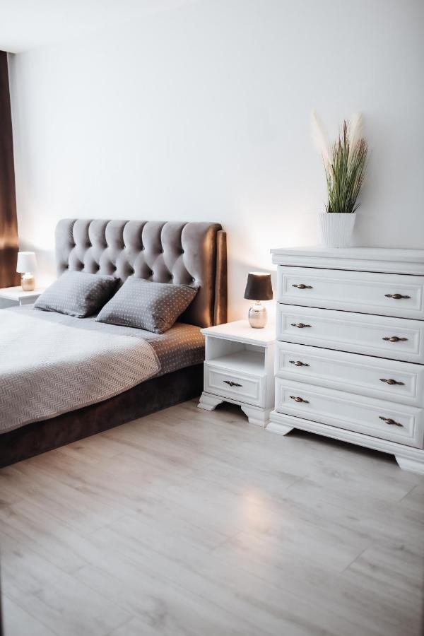 Luxury Apartments In City Center, Siauliai Екстер'єр фото